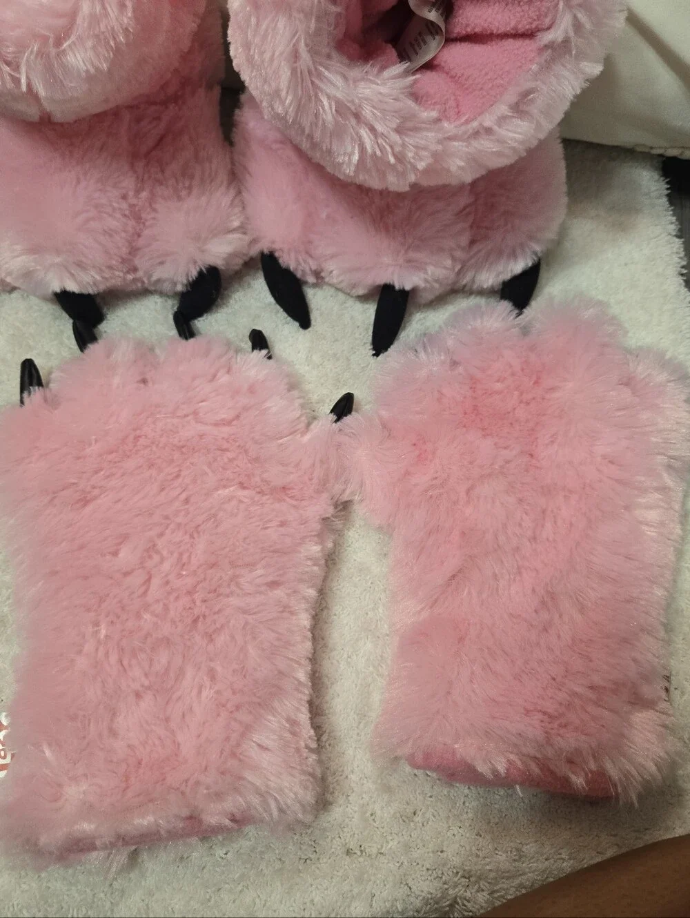 LazyOne Paw Mittens and Slippers Set, for Kids Sz M Sizes 13 To 3
